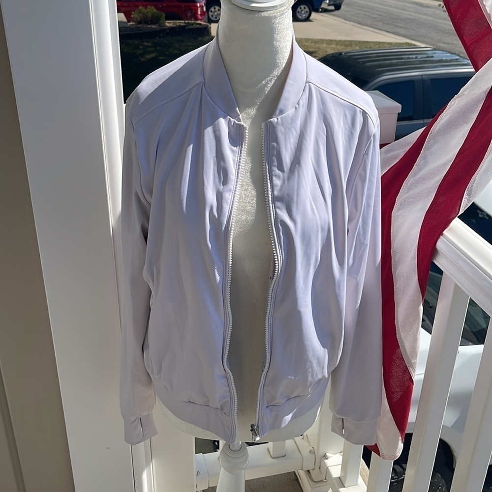 Reversible Athleta Jacket Size Medium - image 3